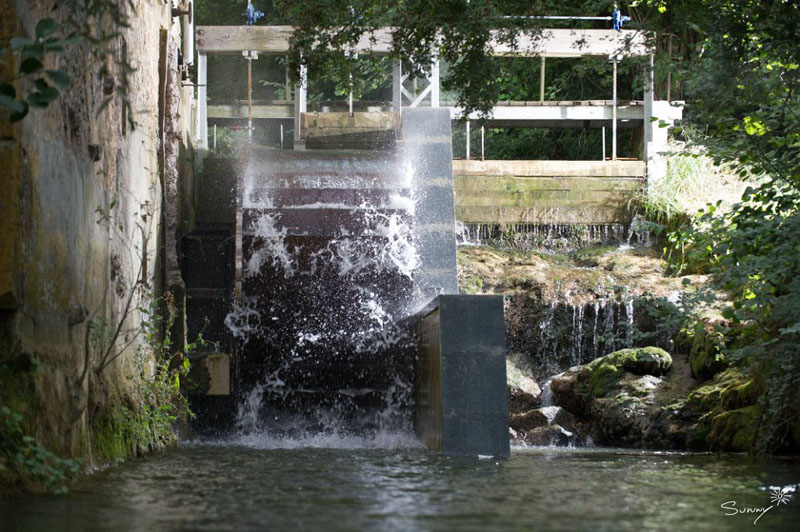 Water wheel design